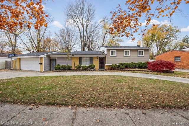22025 Ontaga Street, Farmington Hills city