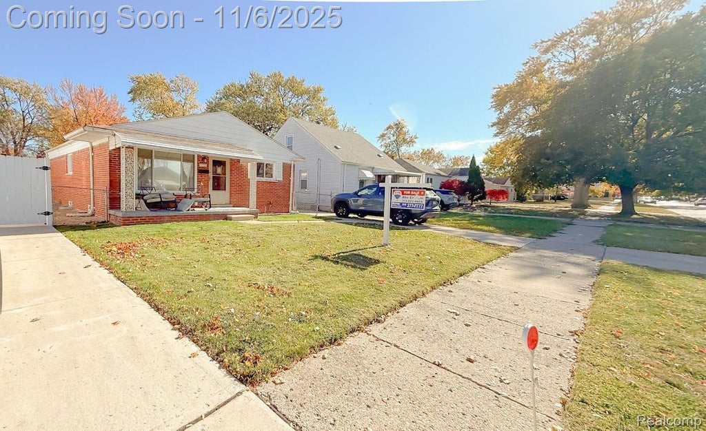 5728 Nightingale Street, Dearborn Heights city