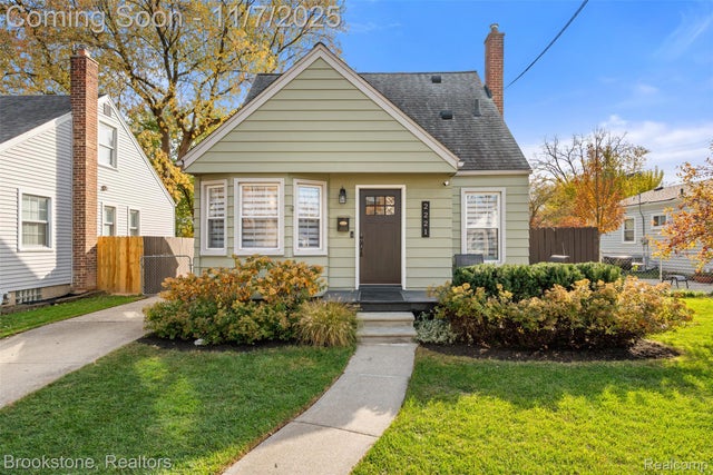 2221 Columbia Road, Berkley city