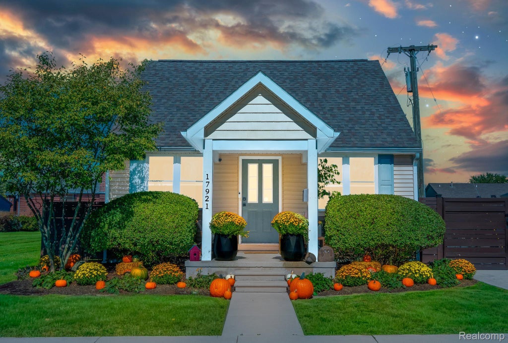 17921 Oakdale Street, Roseville city