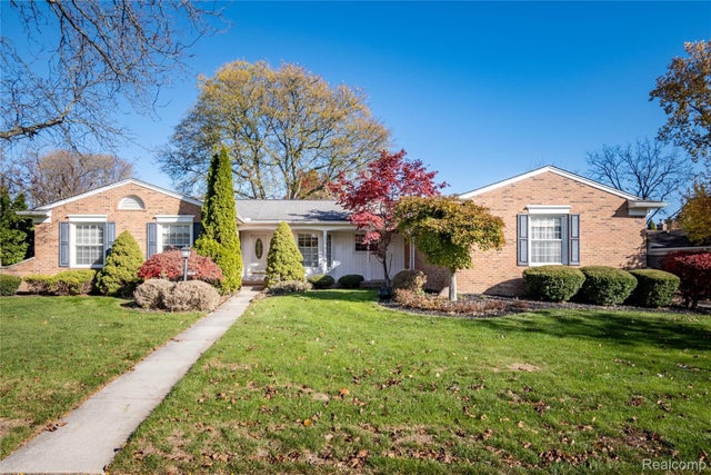 46048 Quail Ridge Drive, Plymouth city