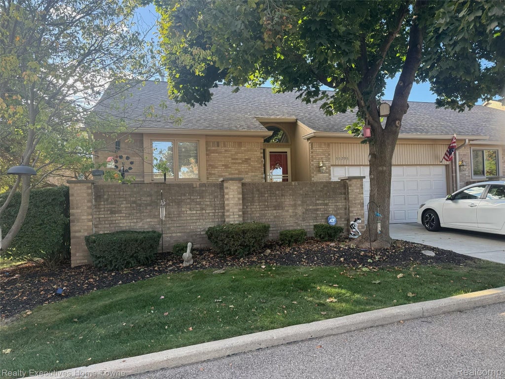 55795 Shelby Road, Utica city