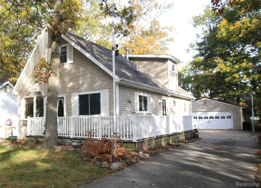 9000 Point Charities, Caseville township