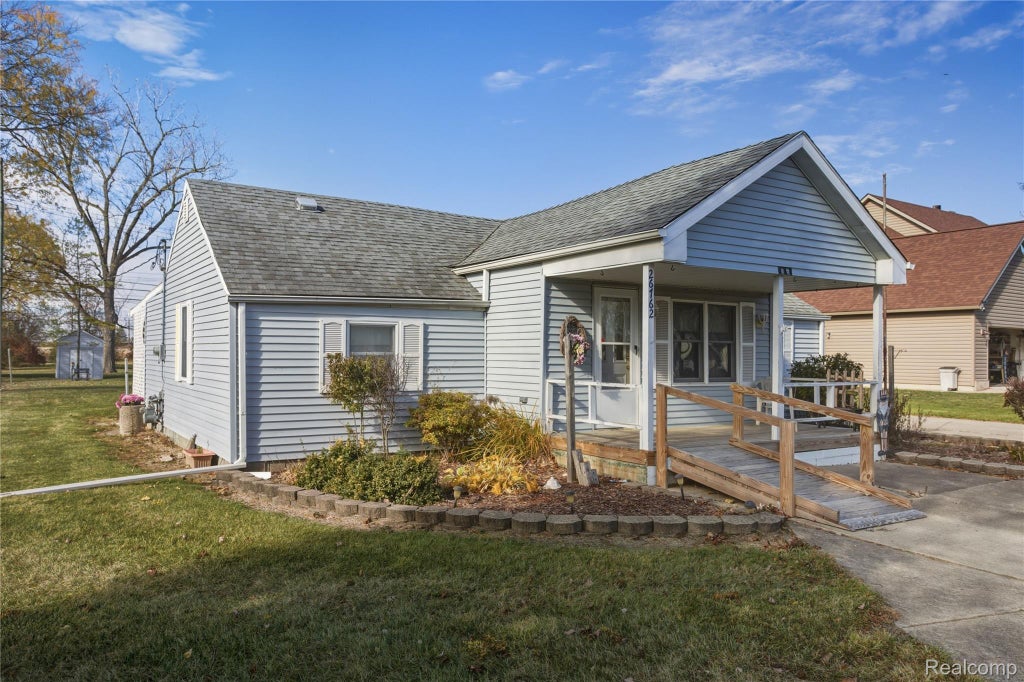 26762 Reaume Street, Woodhaven city