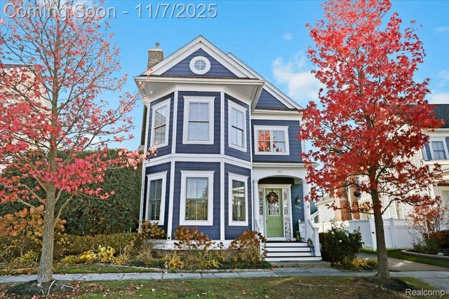 798 Taylor Lane, Canton charter township