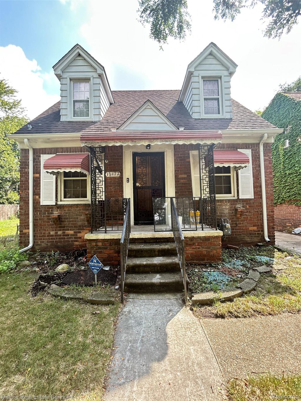16172 Cruse Street, Detroit