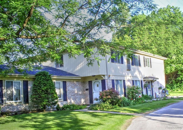 38030 Greenwood Street, Westland city