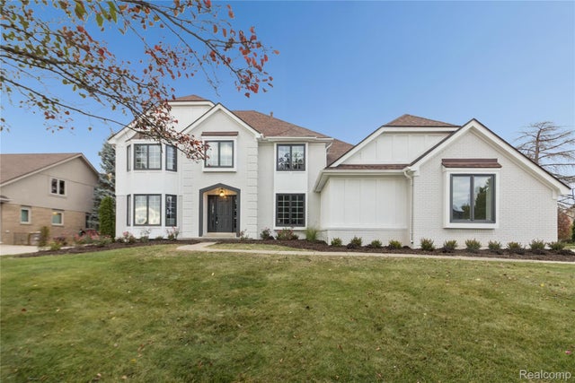 39126 Wilton Court, Farmington Hills city