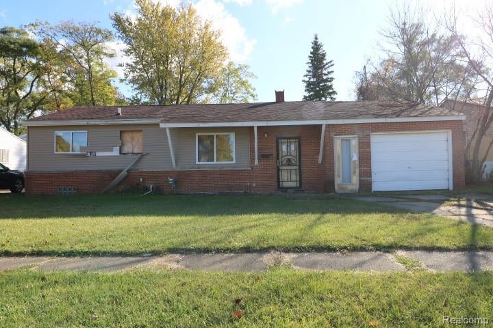 1443 Charwood Road, Mt. Morris township