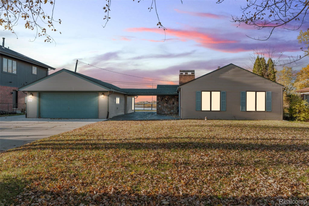 27972 Moran Street, Harrison charter township