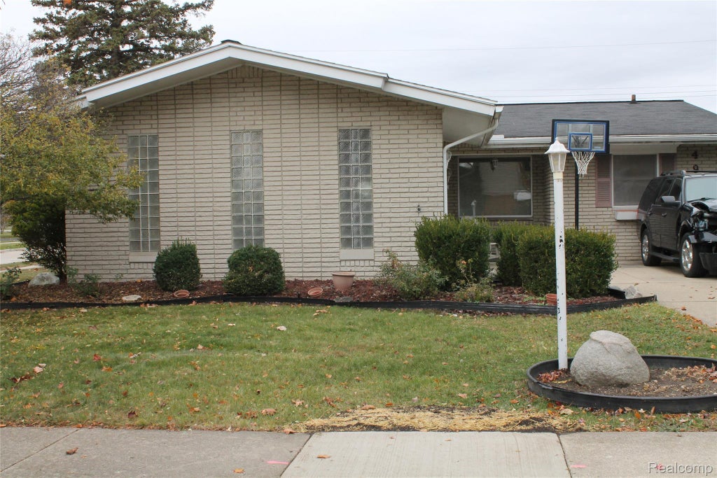 4986 Jackson Street, Trenton city