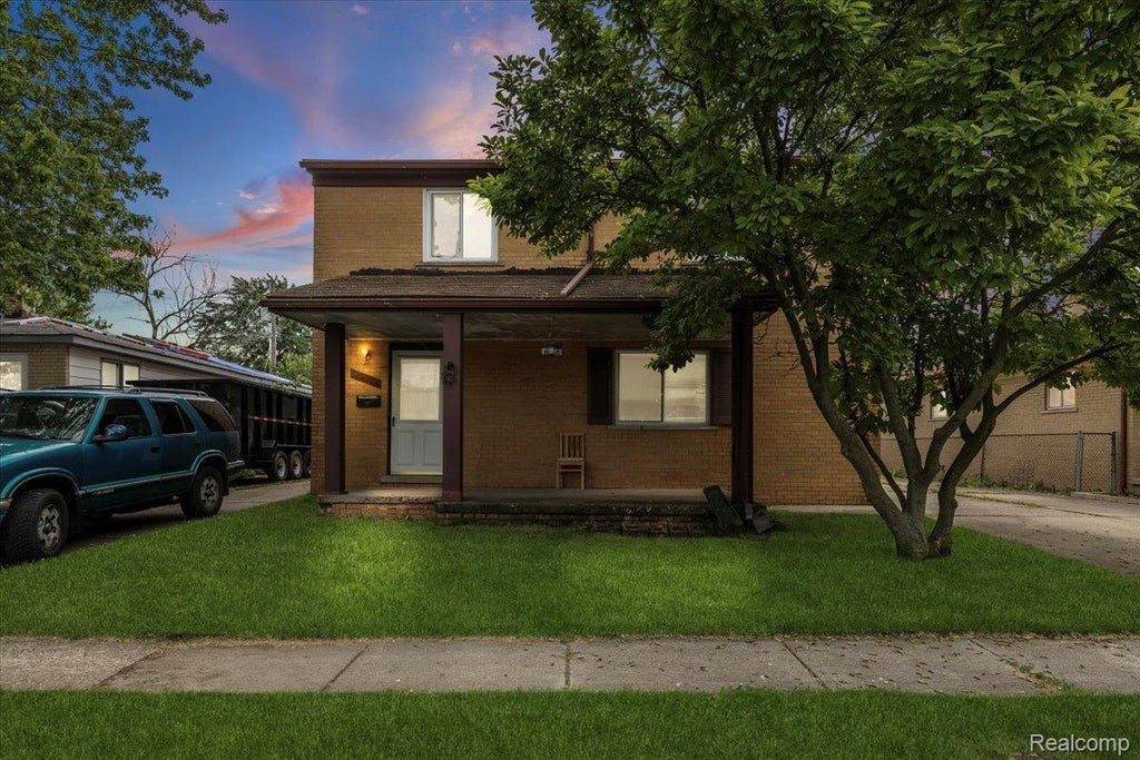 19578 Opal Street, Clinton charter township