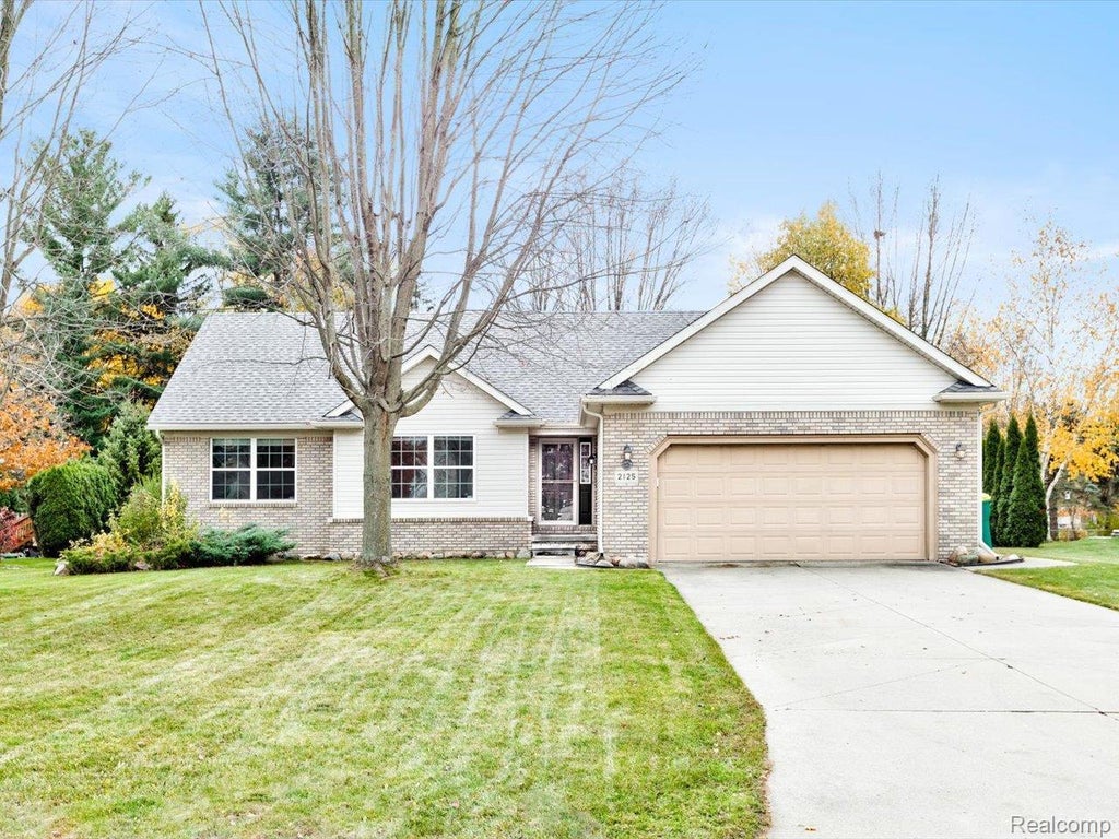 2125 S Delano Street, St. Clair city