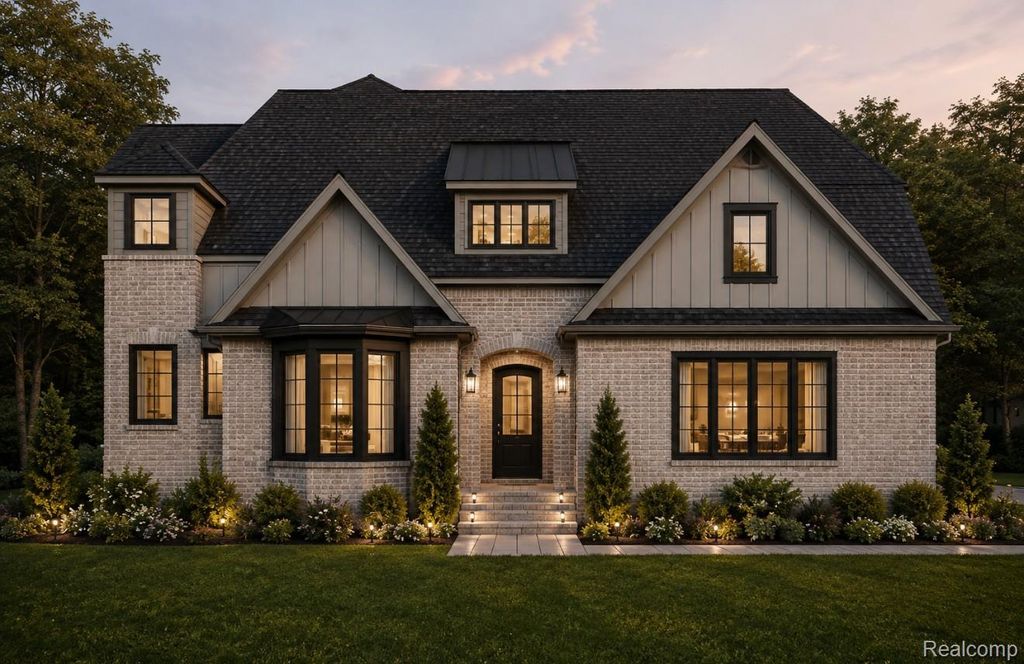 31264 Coachlight Lane, Bingham Farms village