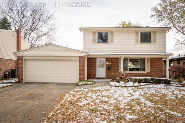 35692 Electra Drive, Sterling Heights city