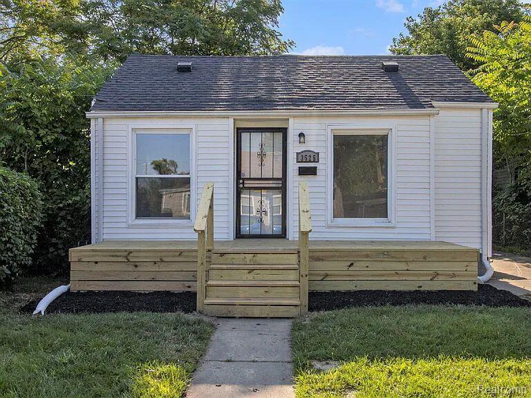 3525 Hickory Street, Inkster city