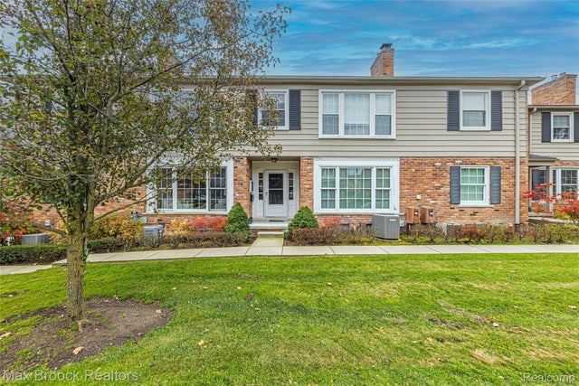 549 N Old Woodward Avenue, Birmingham city