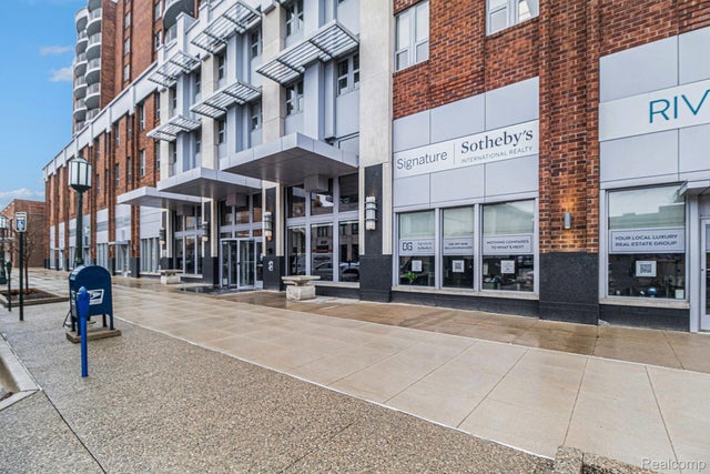 411 S Old Woodward Avenue 824, Birmingham city