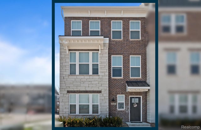 42846 Atwood Avenue, Novi city