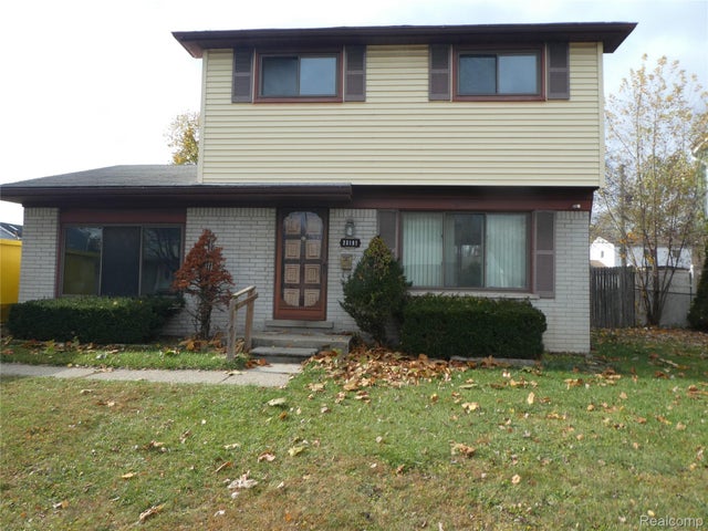 23101 Purdue Avenue, Farmington city