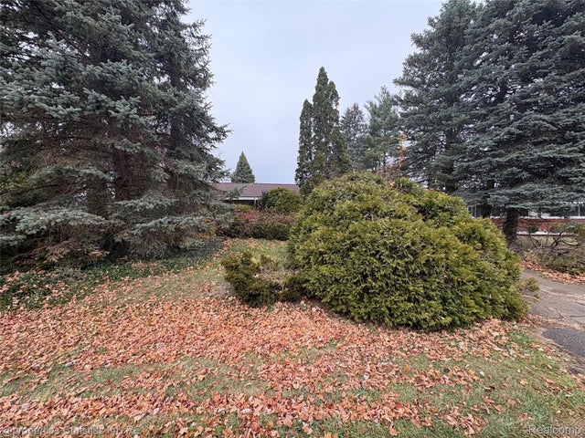 23948 E Le Bost Drive, Novi city