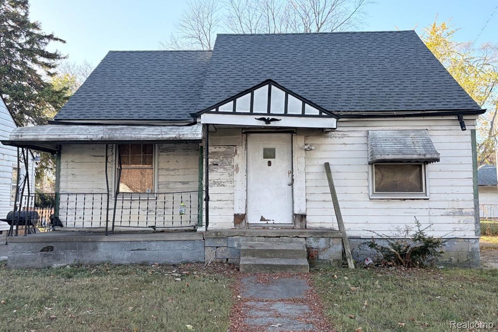 20051 Alcoy Street, Detroit city