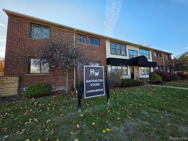 25863 Woodward Avenue 204, Royal Oak city