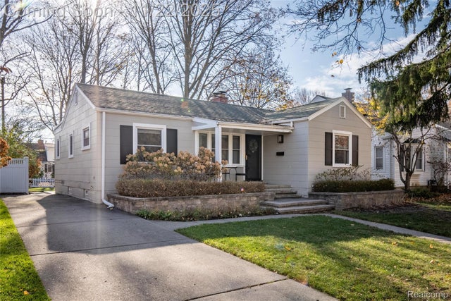 1217 Mayfield Drive, Royal Oak city