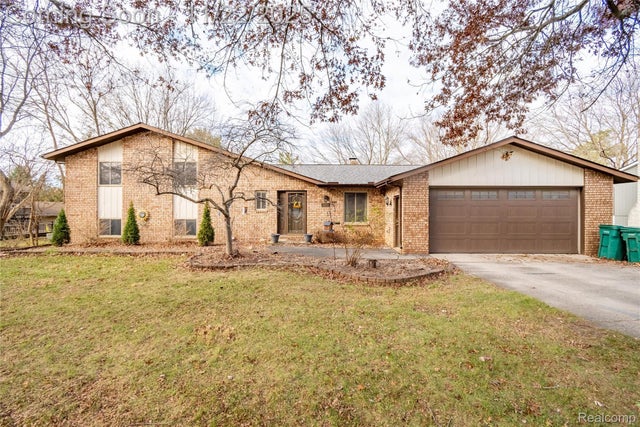 5333 Waterford Road, Independence charter township