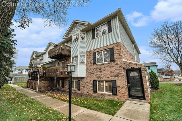 102 Pinewood Circle, Plymouth city