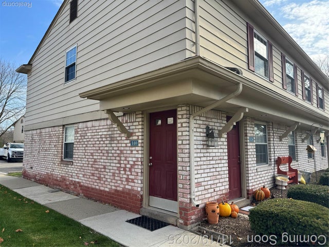 140 Princeton Drive, South Lyon city