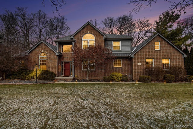 6829 Woodcrest Ridge, Independence charter township