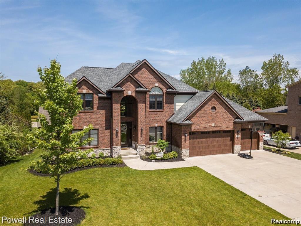 1968 Maplewood Avenue, Bloomfield charter township