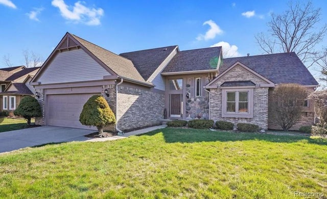 24606 Ridgeview Drive, Farmington Hills city