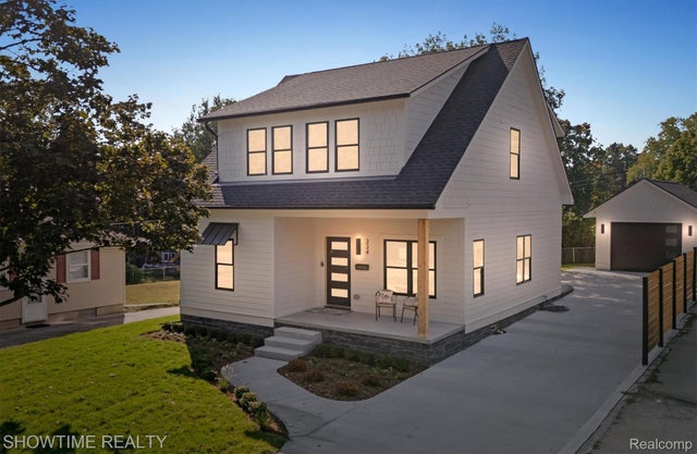 334 Romeo Road, Rochester city