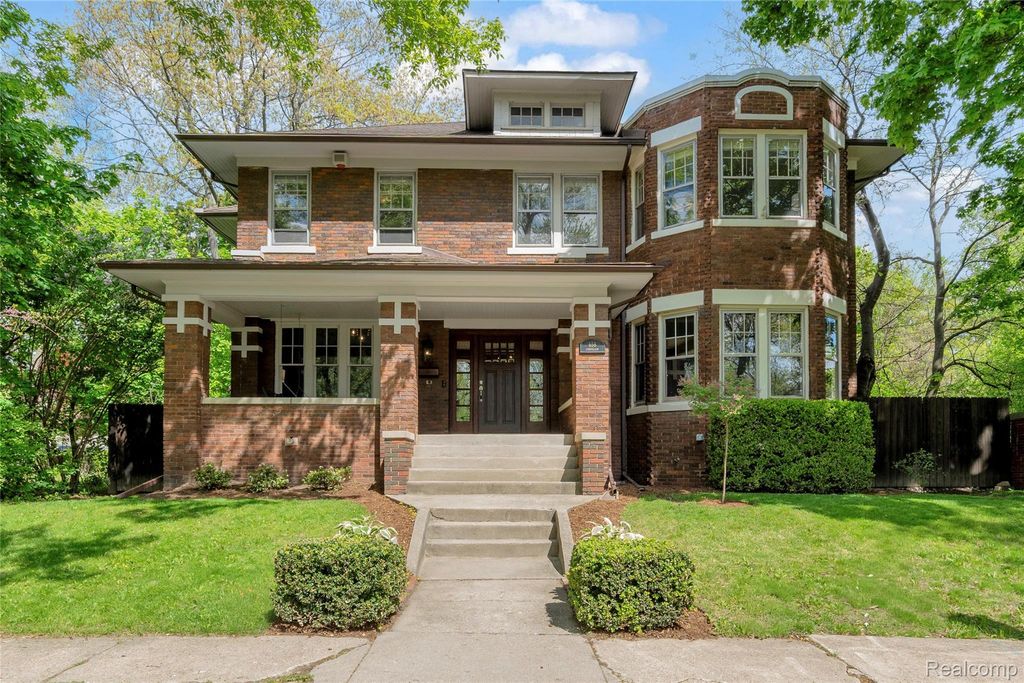 658 Longfellow Street, Detroit