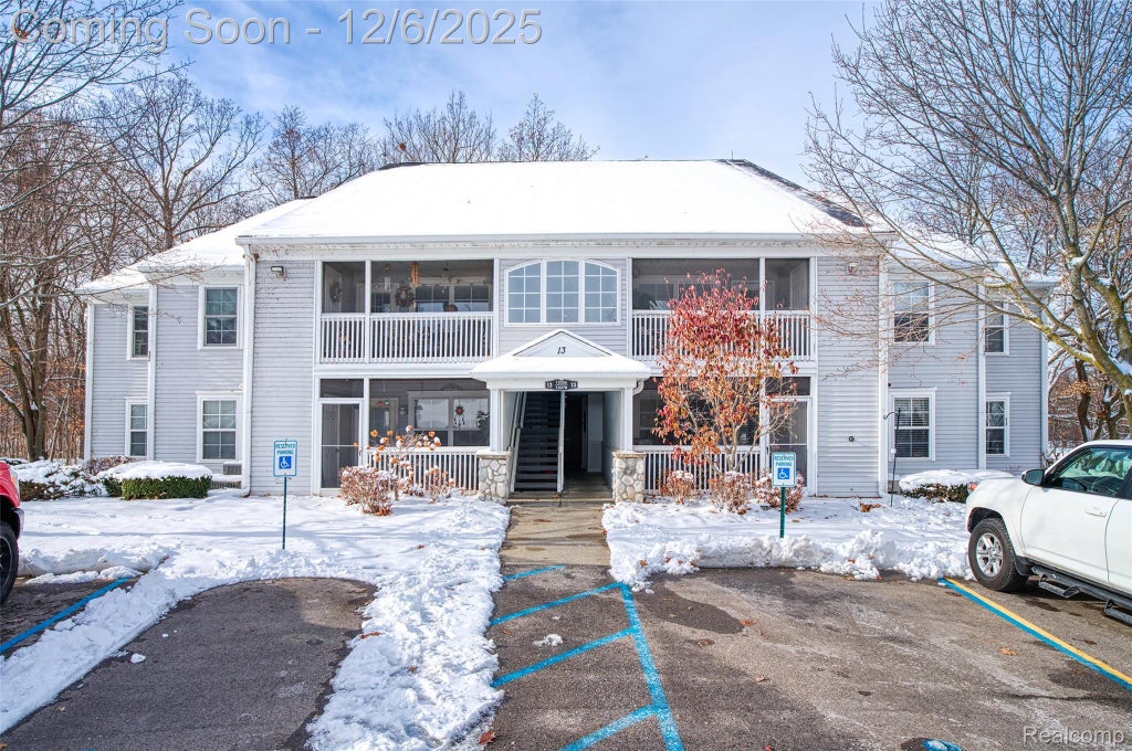 12274 Saint Andrews Way, Fenton charter township