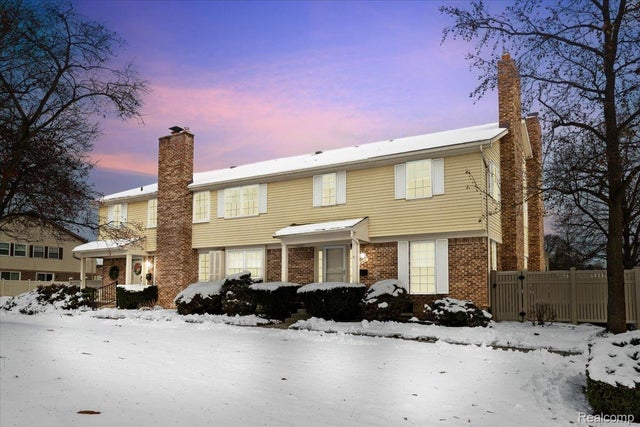21106 W Glen Haven Circle, Northville city