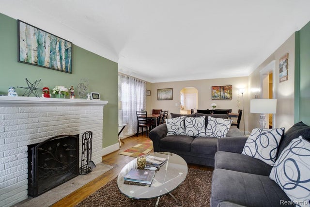 832 Pinecrest Drive E, Ferndale city