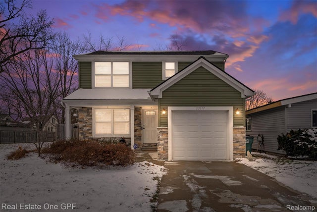 23117 Davey Avenue, Hazel Park city