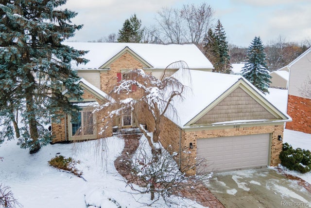 2401 Westwood Drive, Rochester Hills city