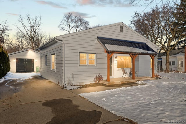 65 Algansee Drive, Troy city