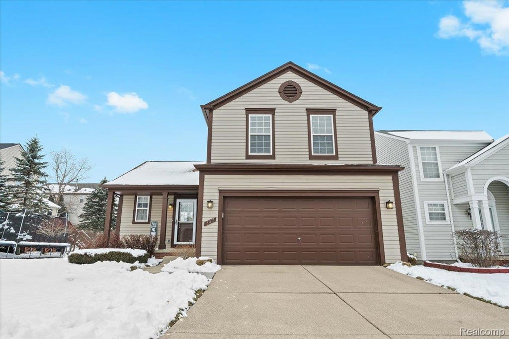 5071 Meadow Crest Circle, Grand Blanc city