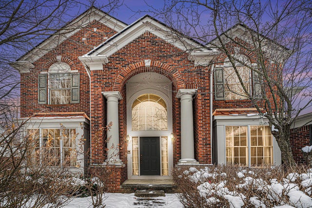 45247 Oak Forest Drive, Northville township