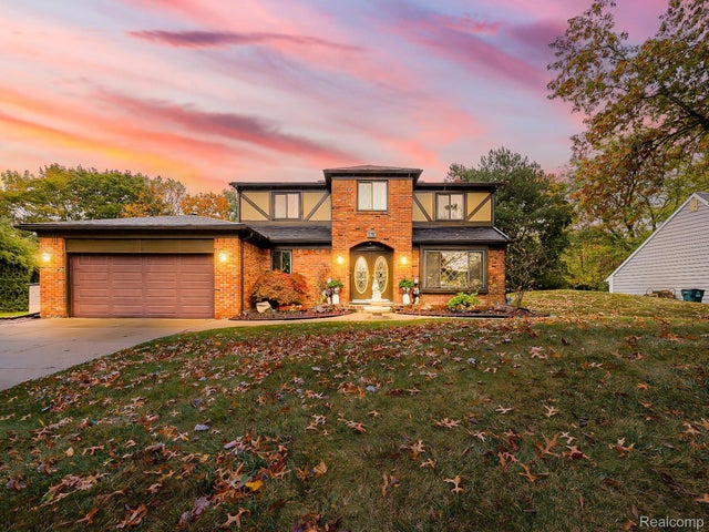 5152 Bayside Drive, Troy city