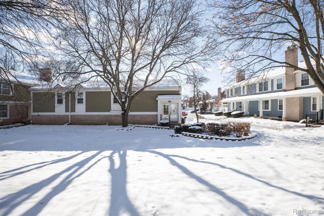 20940 E Glen Haven Circle 46, Novi city