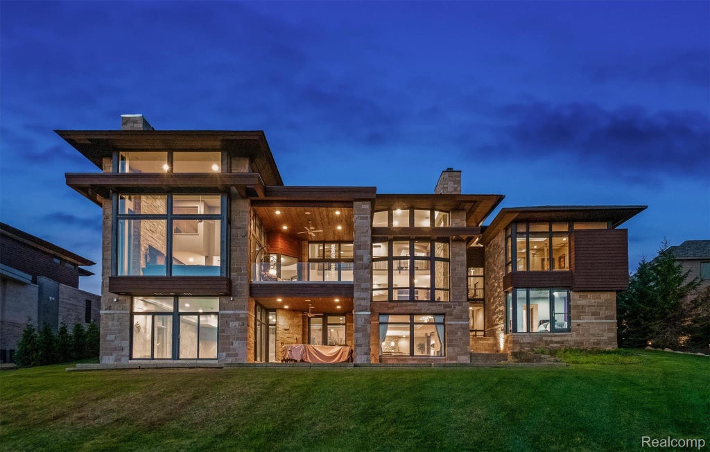 2657 Turtle Shores Drive, Bloomfield charter township