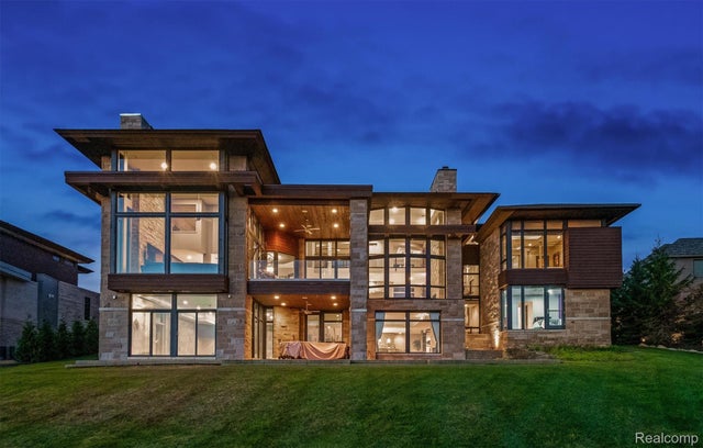 2657 Turtle Shores Drive, Bloomfield charter township