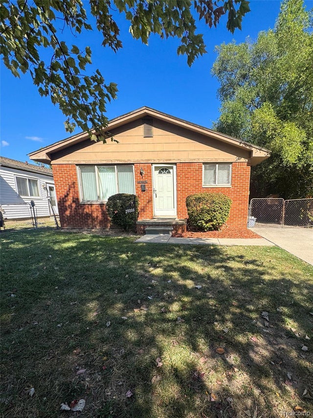 29006 Eton Street, Westland city