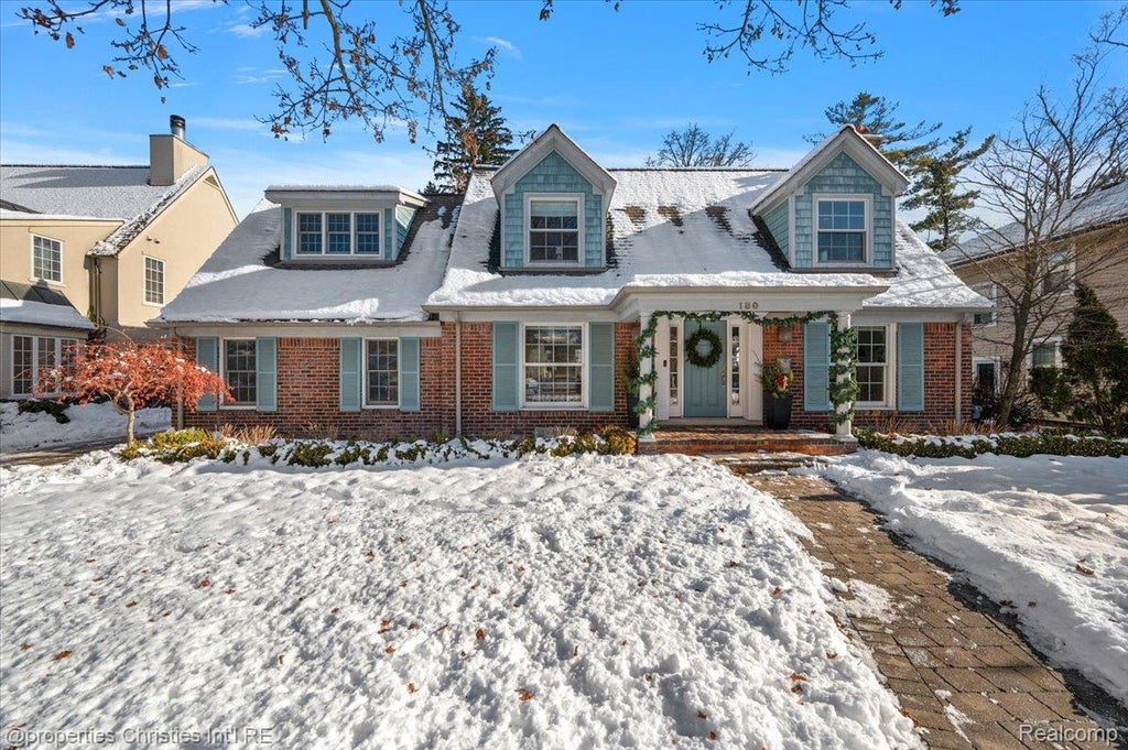 180 Pilgrim Avenue, Birmingham city